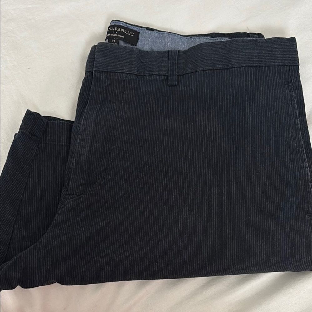 Banana Republic Charcoal Pin Striped  Men's Aiden Shorts